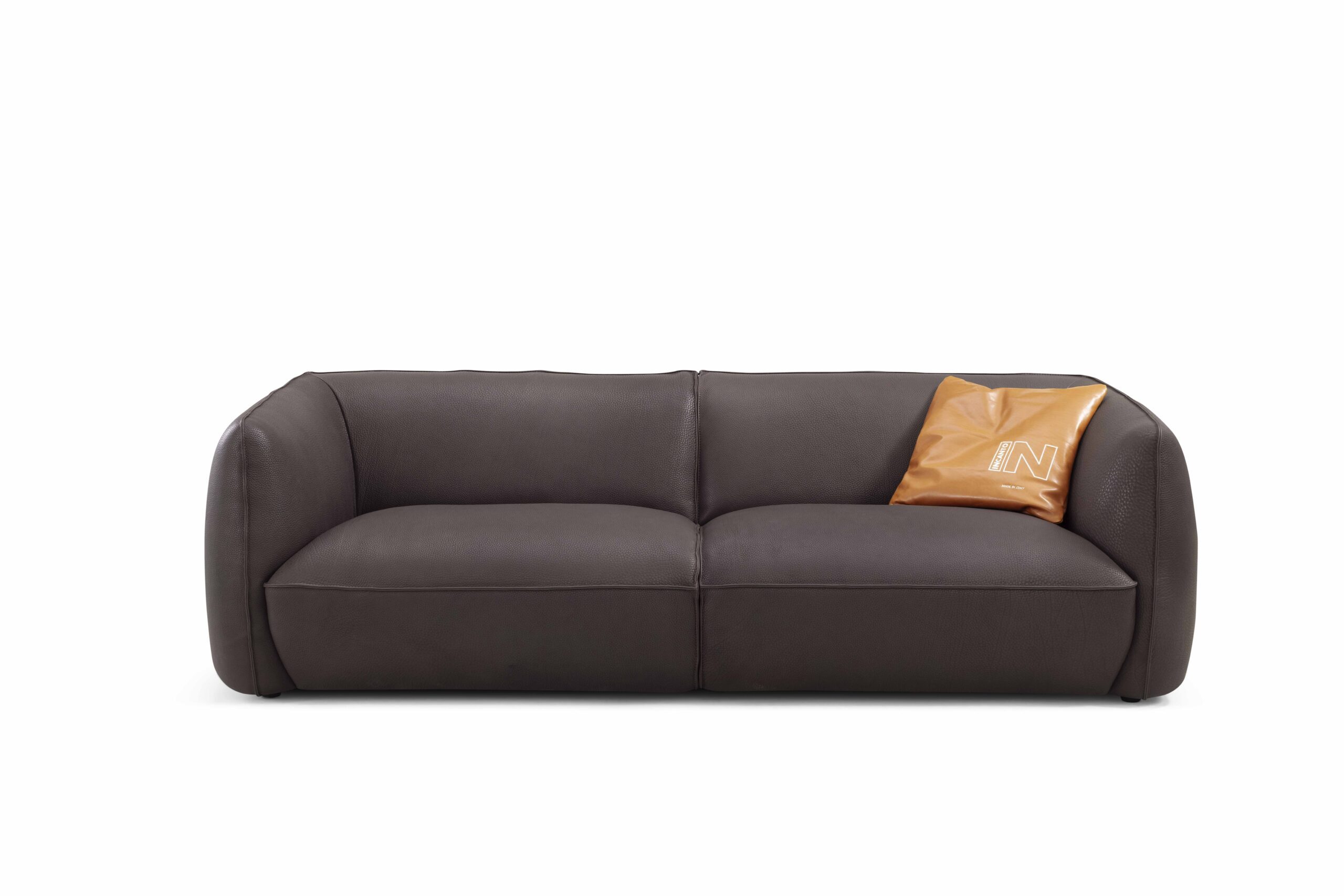 Modern Italian sofa with deep, enveloping shapes in luxurious Atene leather.