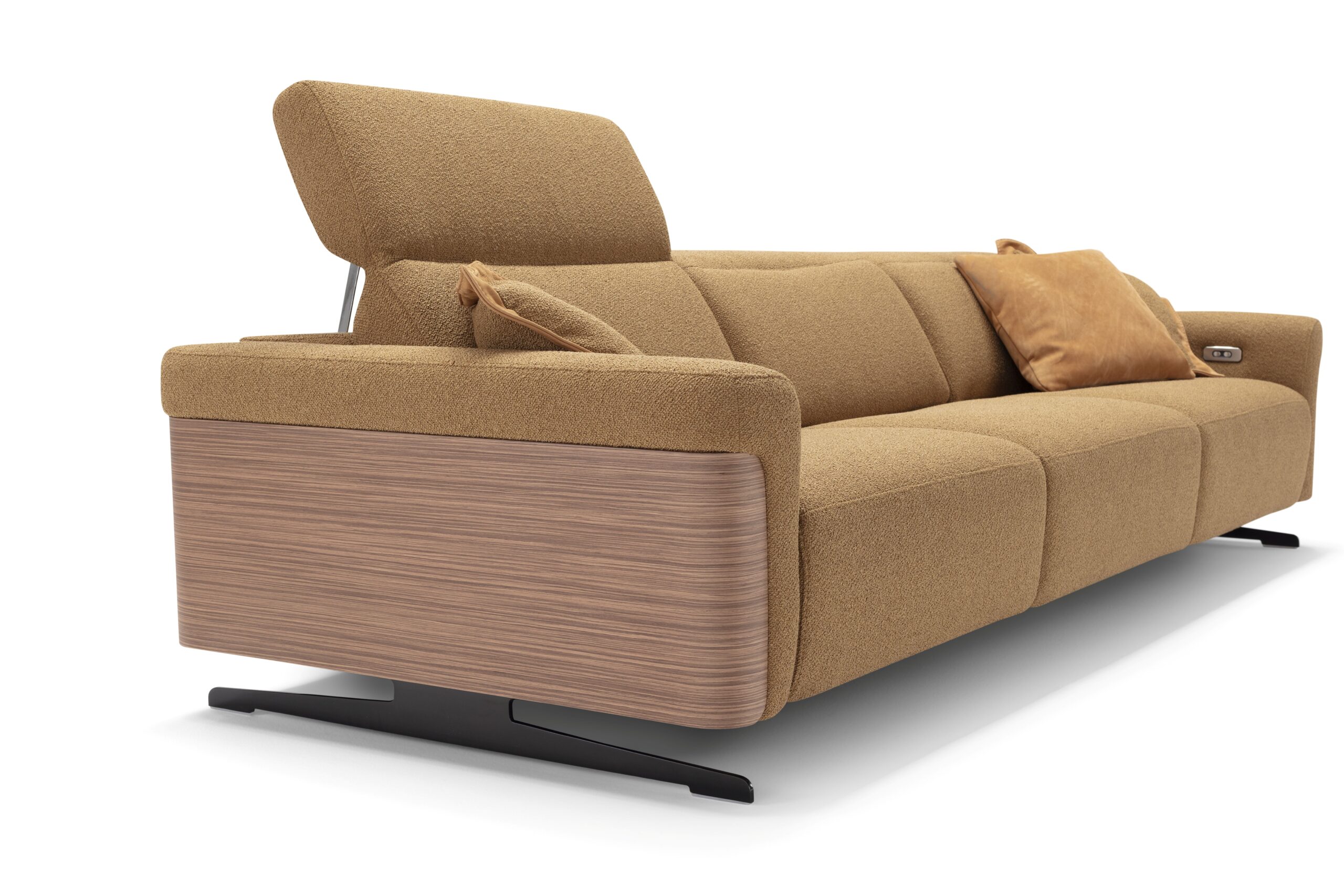 Colette Sofa By Incanto Italia